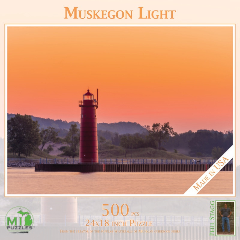 MUSKEGON LIGHT | 500 PIECE PUZZLE