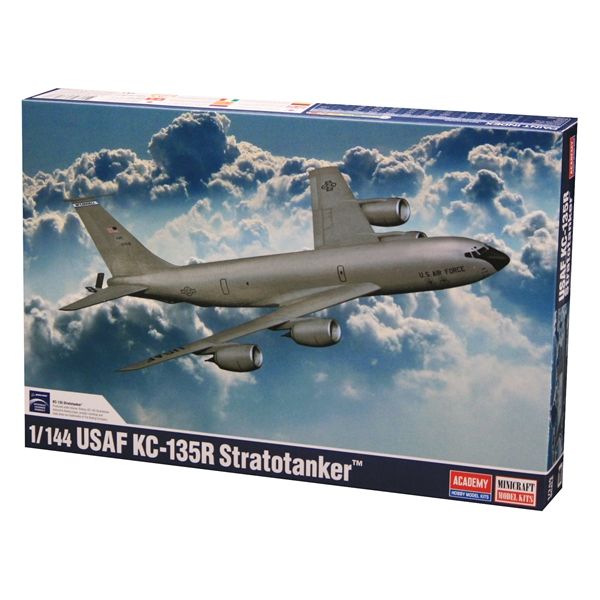Academy 12638 1/144 KC-135R Stratotanker