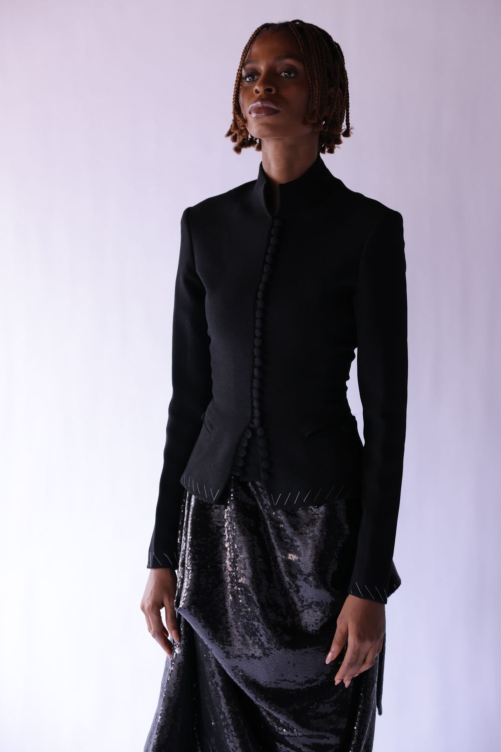FITTED CREPE JACKET WITH SILVER THREAD BLASTING HEM DETAIL