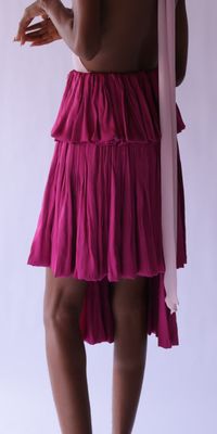ASYMETRIC TIER PLEATED SKIRT