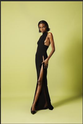 THE SQUARE NECKLINE VELVET GOWN WITH SLIT