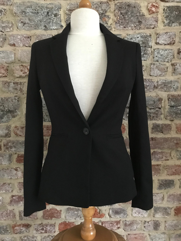 VESTE CINTRÉE