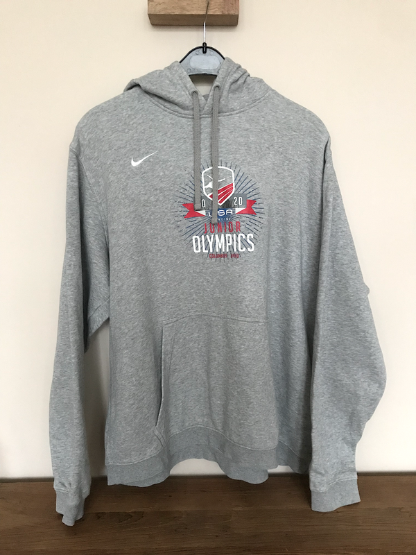 PULL Nike