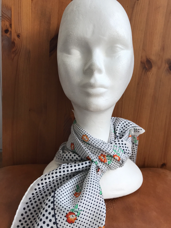 FOULARD