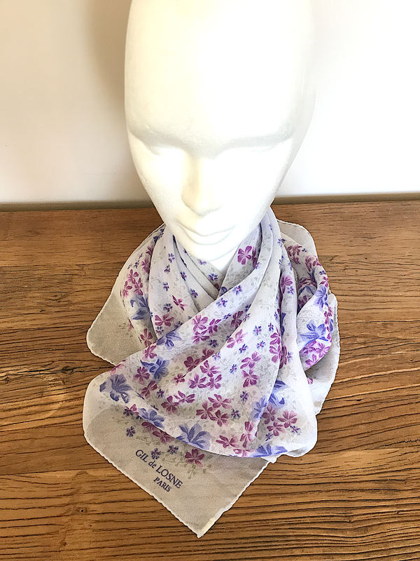 FOULARD