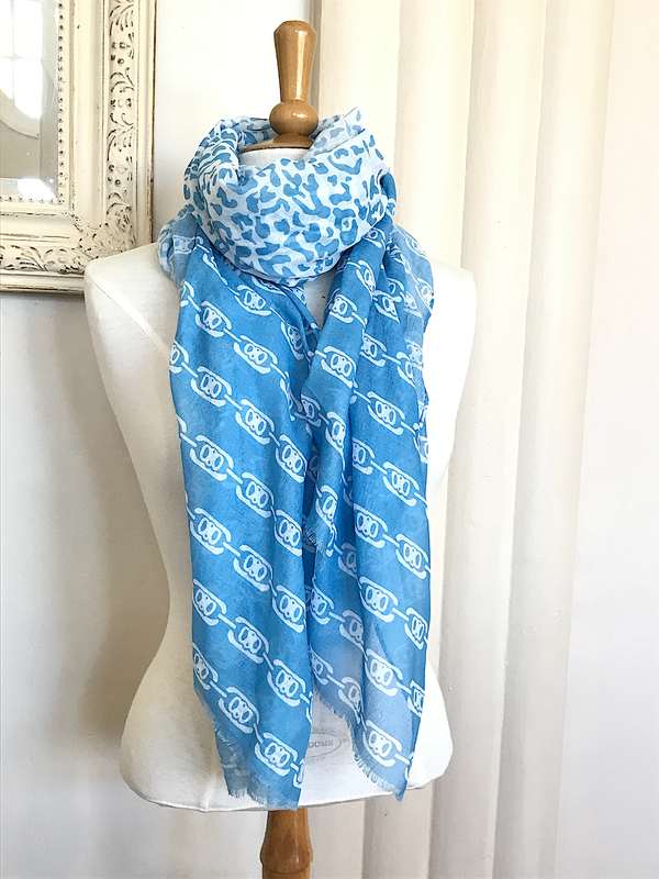 FOULARD