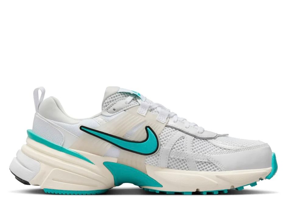 Nike V2K run "white dusty cactus"