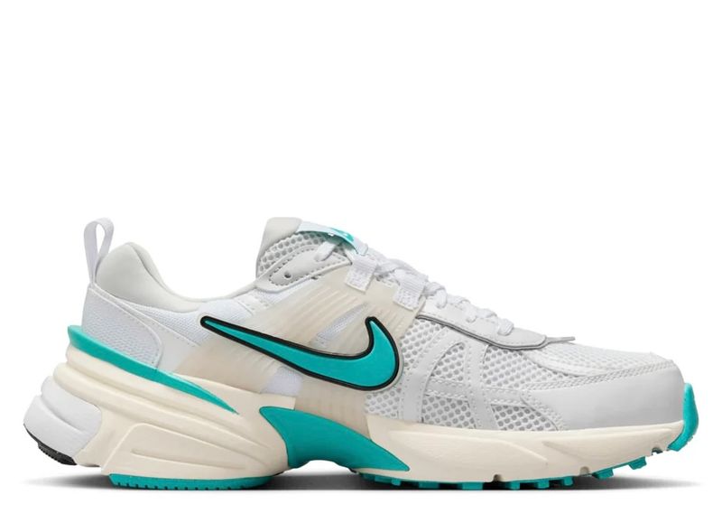 Nike V2K run "white dusty cactus"