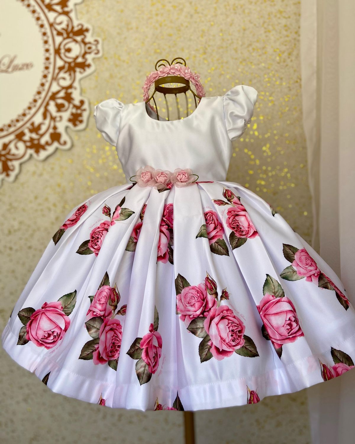 Vestido Floral Rosas.
