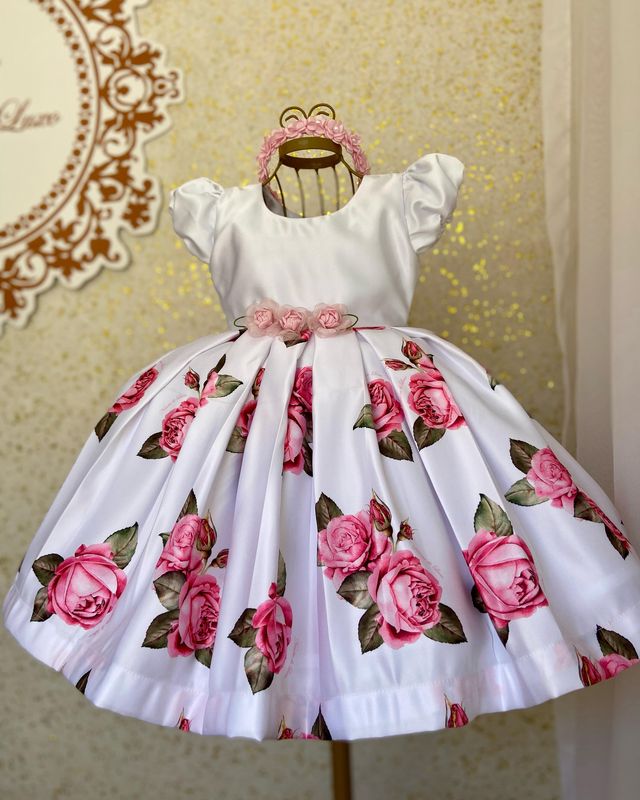 Vestido Floral Rosas.