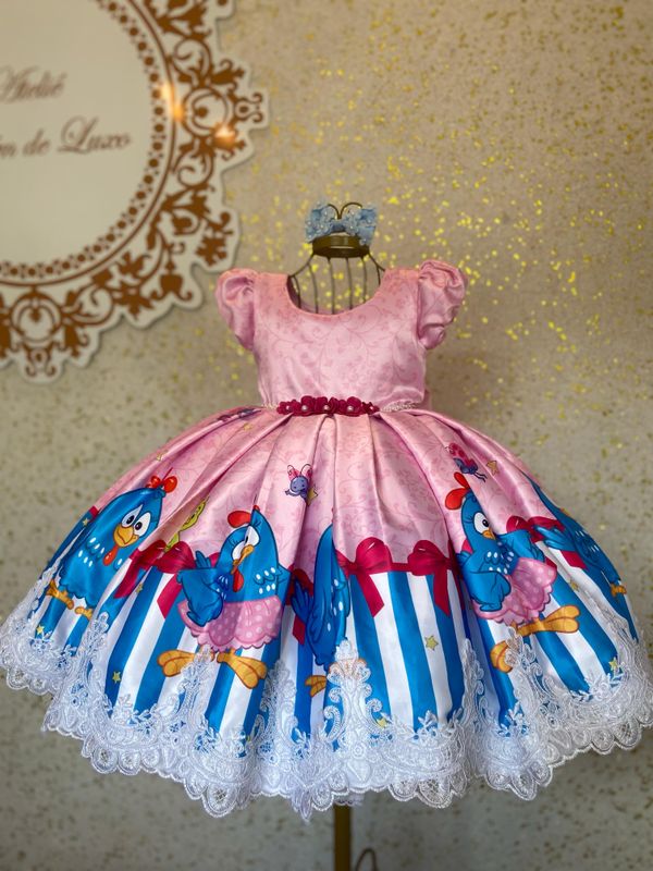 Vestido Galinha Pintadinha.