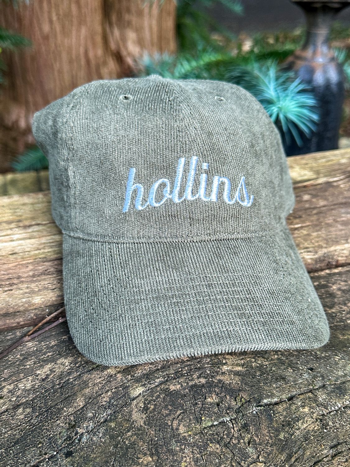 Hollins 1 color script, Color: Green Cord