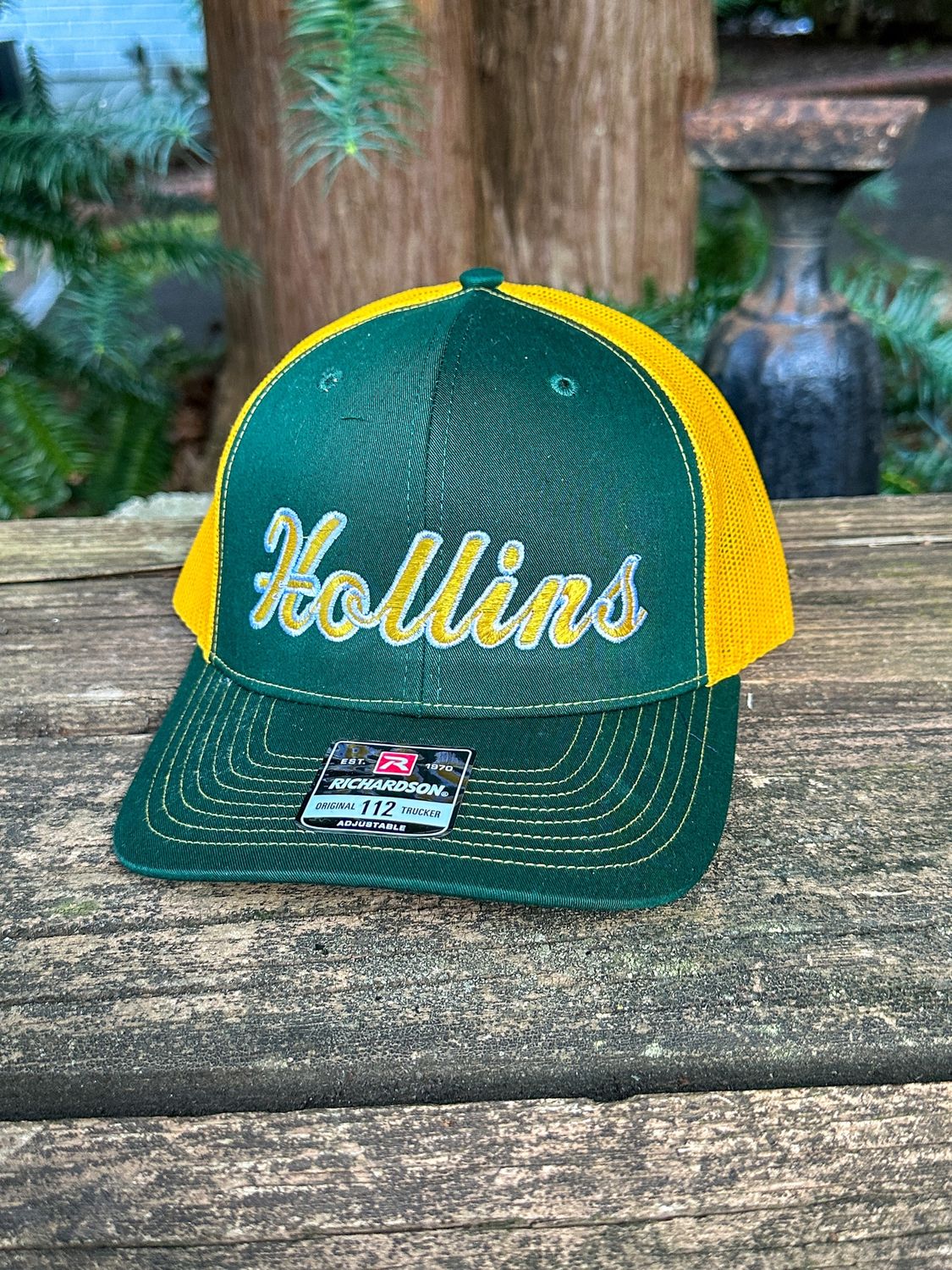 Hollins 2 color script hat, Color: Green/Gold