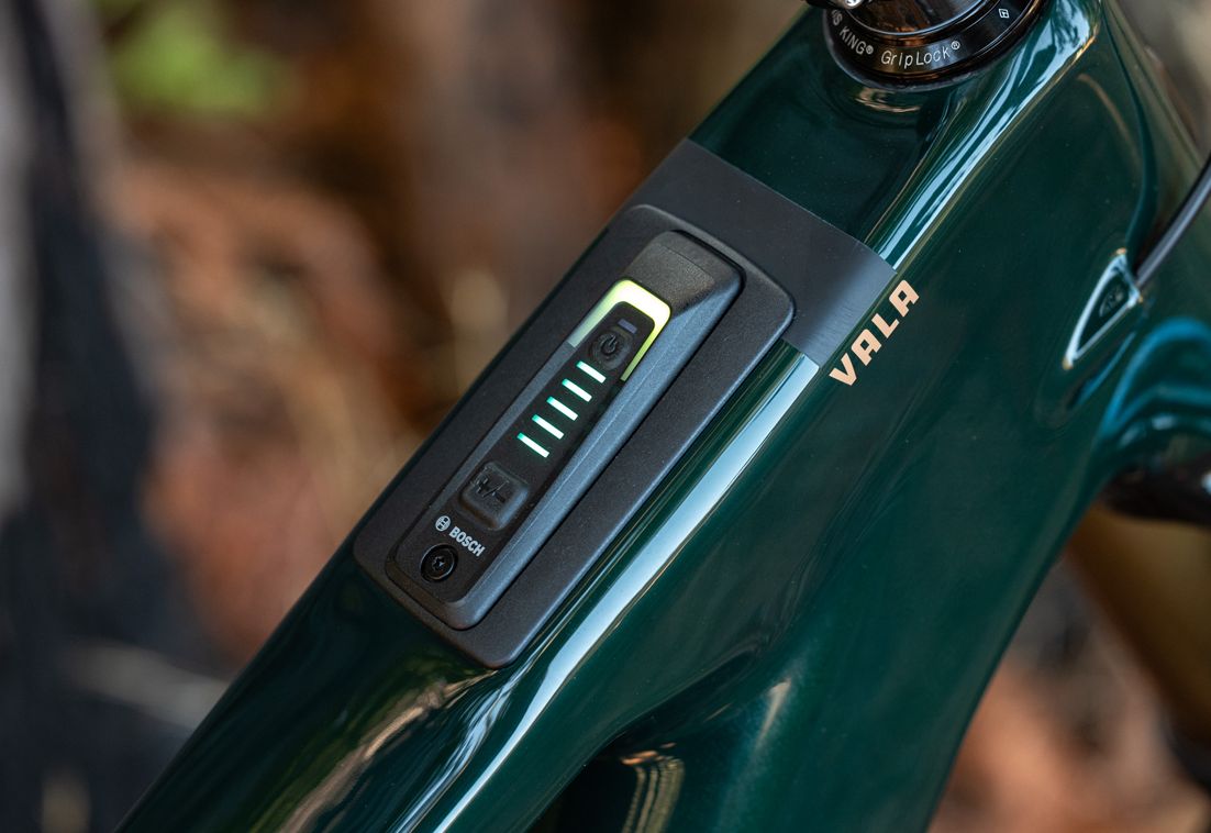 Santa Cruz Vala 1 CC X0 AXS RSV Medium | In Stock Bosch CX eMTB