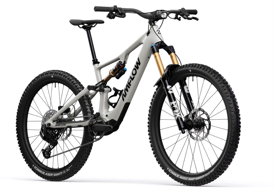 Amflow PX Carbon Pro electric mountain bike, full bike 3/4 view