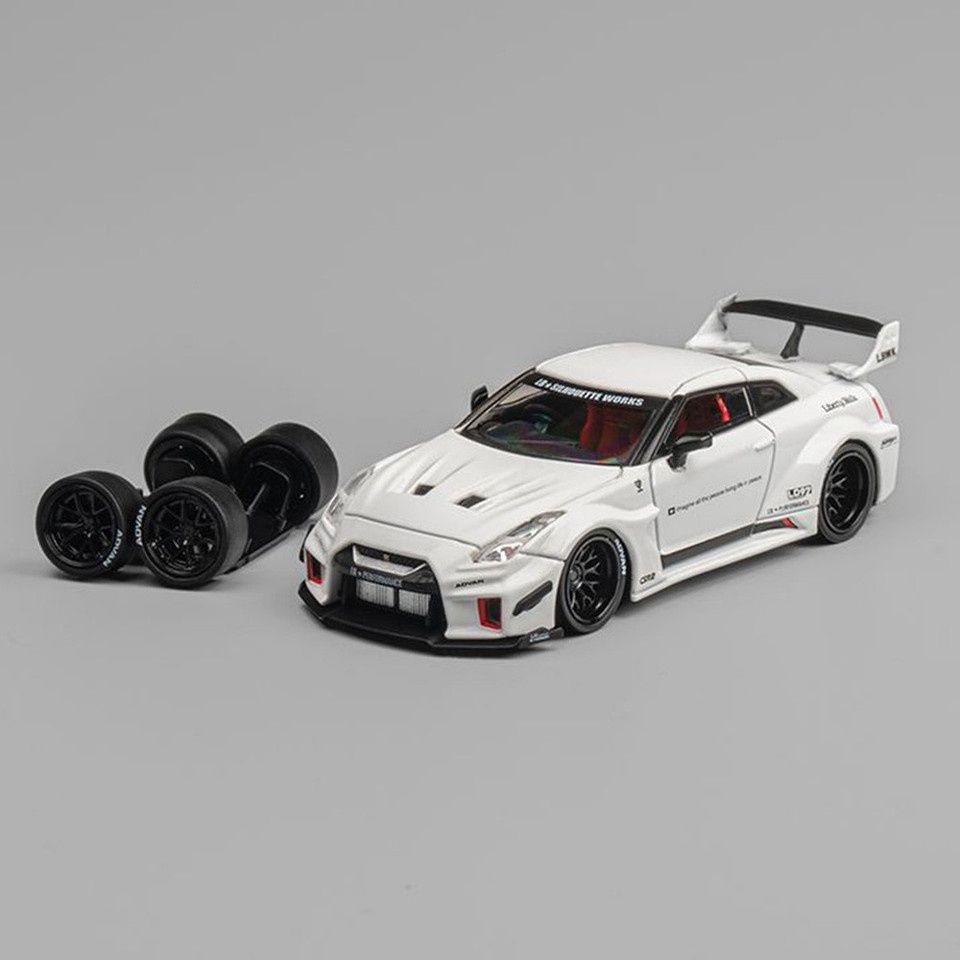 Nissan LBWK Supersilhouett