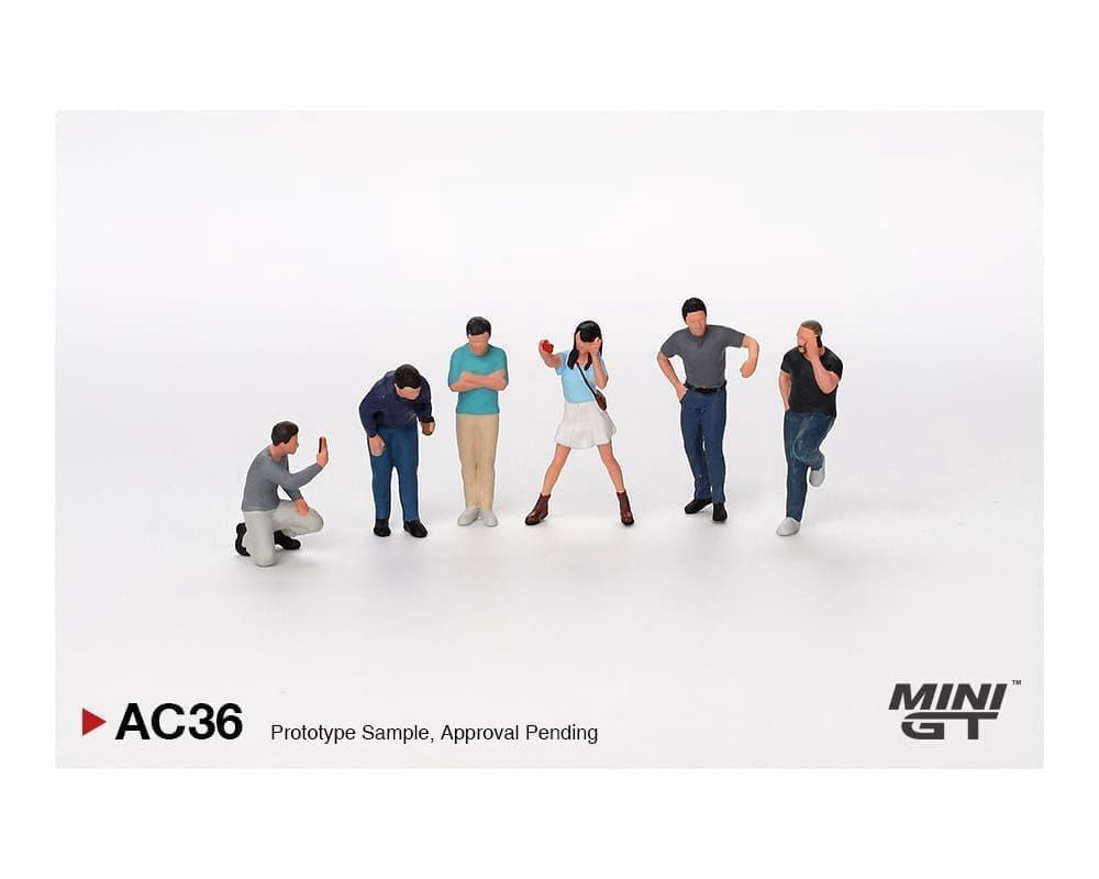 Figurine Car Enthusiasts