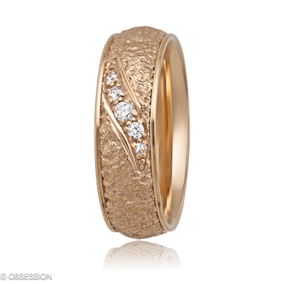 Stone Partnerring in Rotgold, mit einer Ringbreite von 7mm und einer Ringgrösse von 52