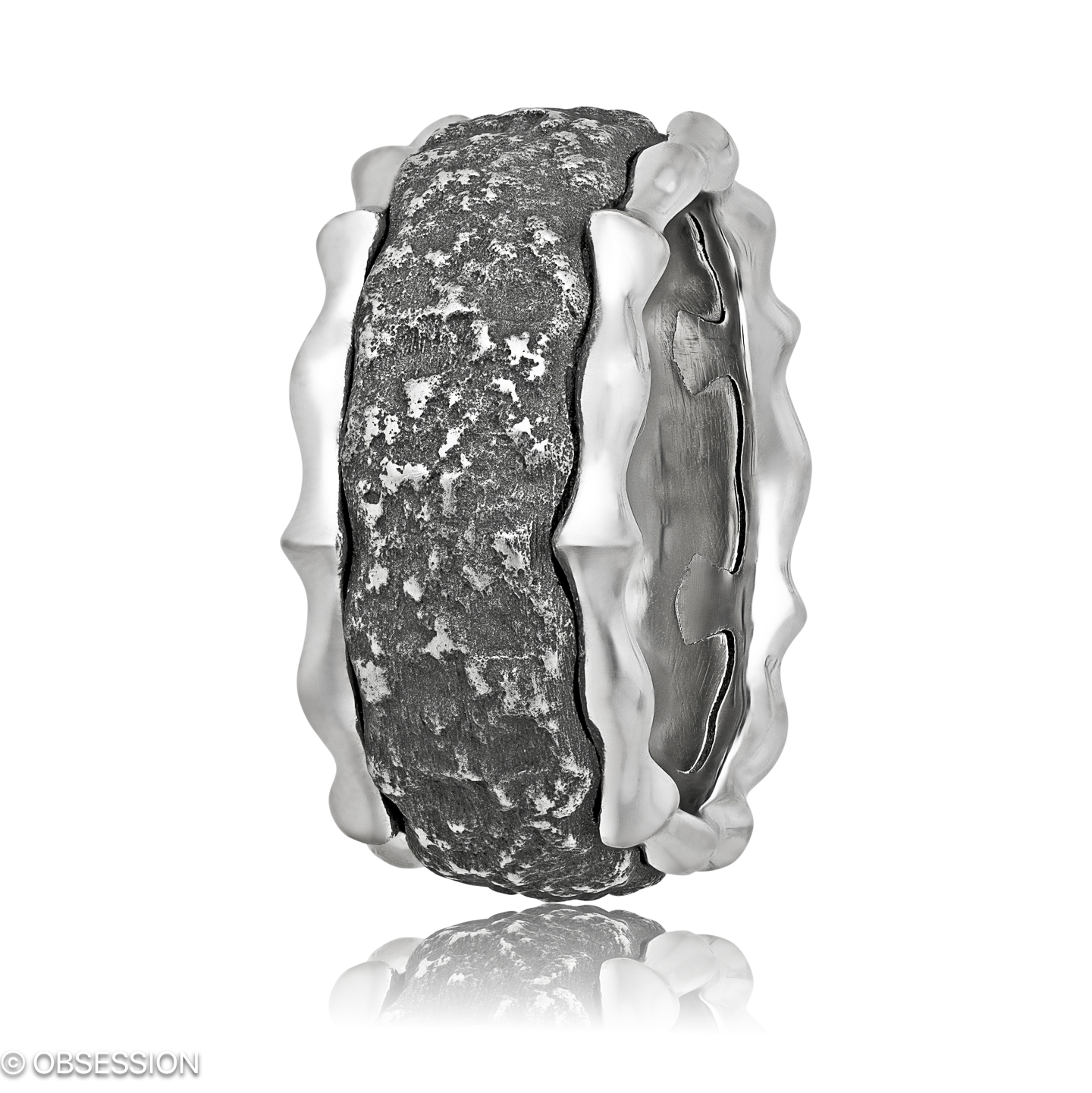 Eisenherz Partnerring in Weissgold und Edelstahl, mit einer Ringbreite von 12mm und einer Ringgröss…