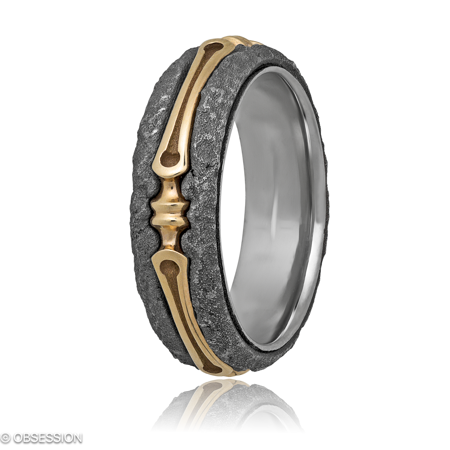 Gremlin Partnerring mit Goldherz-Motiv in Rotgold und Edelstahl, mit einer Ringbreite von 7mm und e…