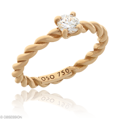 Kordelring Solitaire in Rotgold, mit einer Ringbreite von 2.3mm und einer Ringgrösse von 52