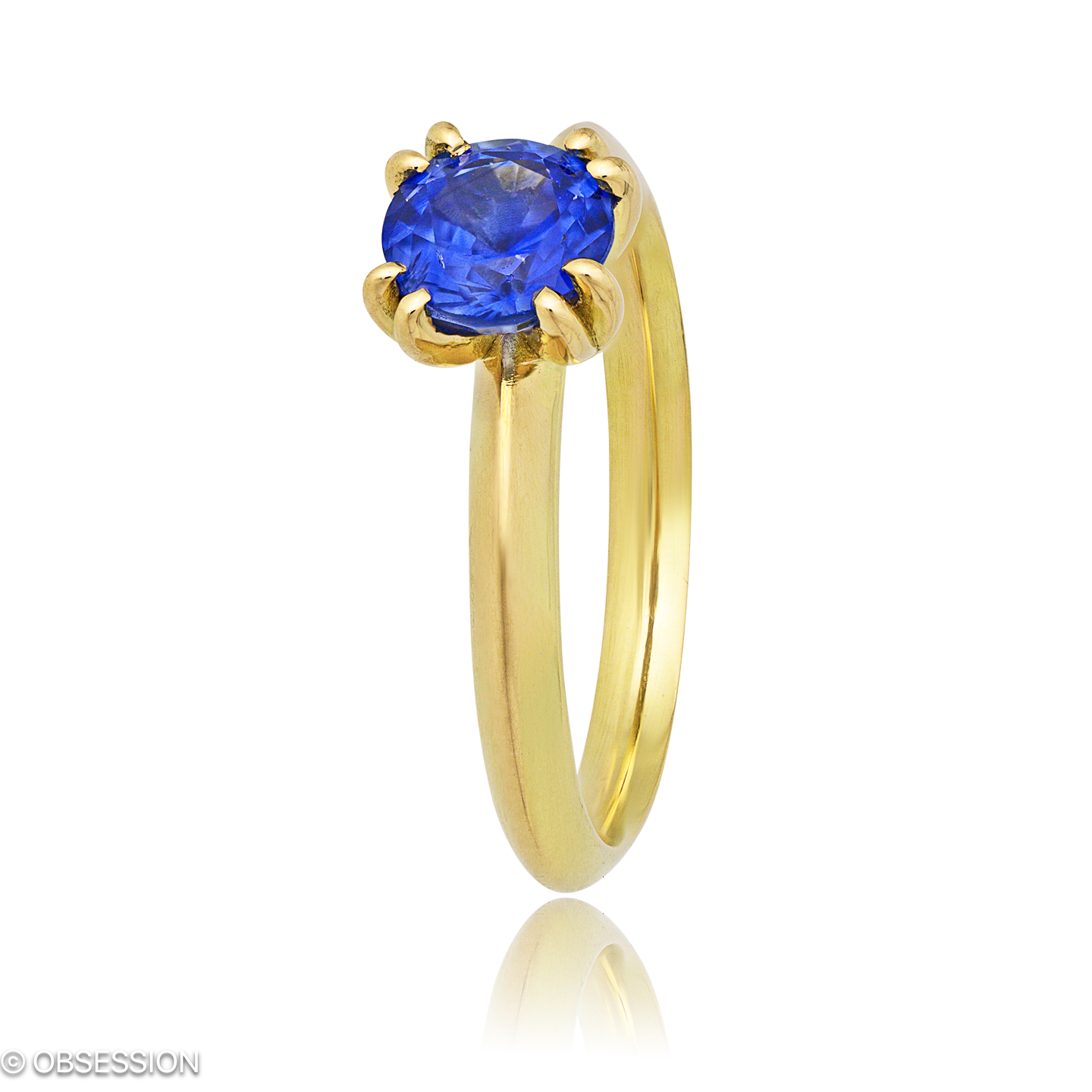 Trinity Solitärring in Gelbgold, mit einer Ringbreite von 3mm und einer Ringgrösse von 52