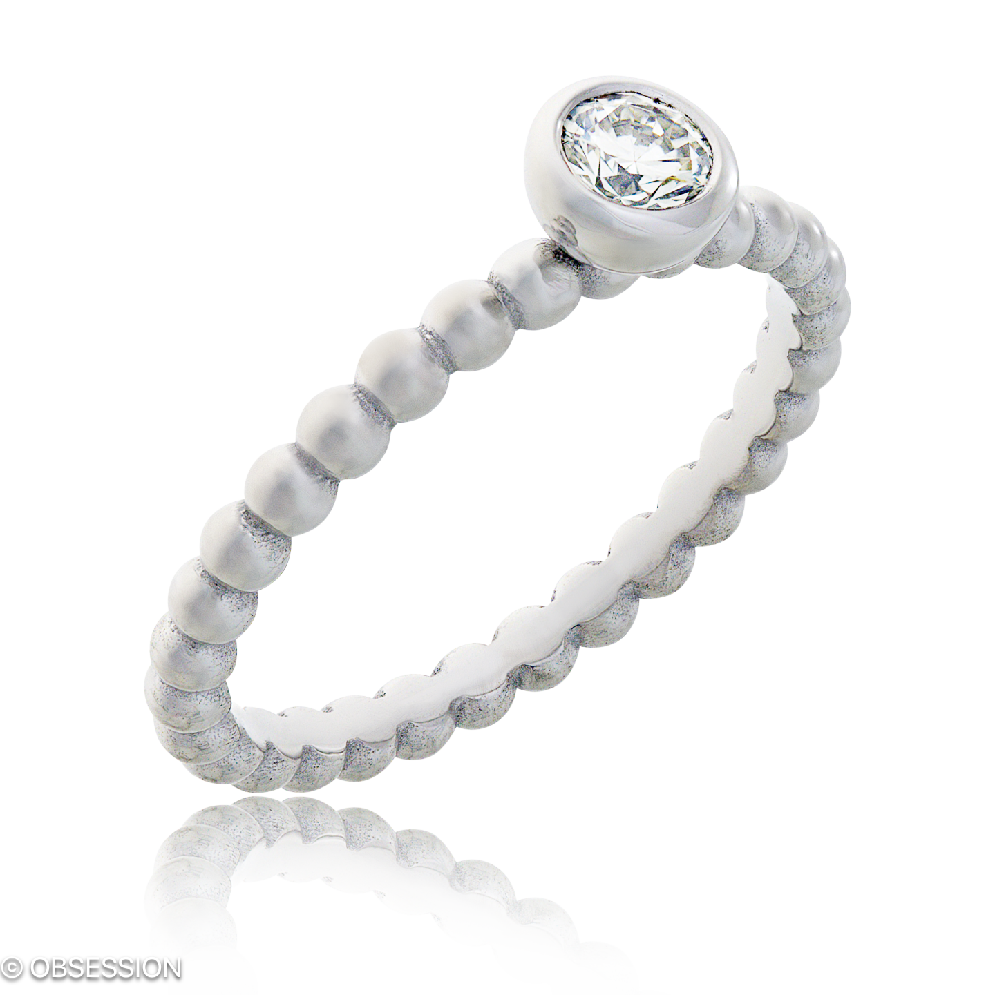 Point Solitaire in Weissgold, mit einer Ringbreite von 2.3mm und einer Ringgrösse von 52