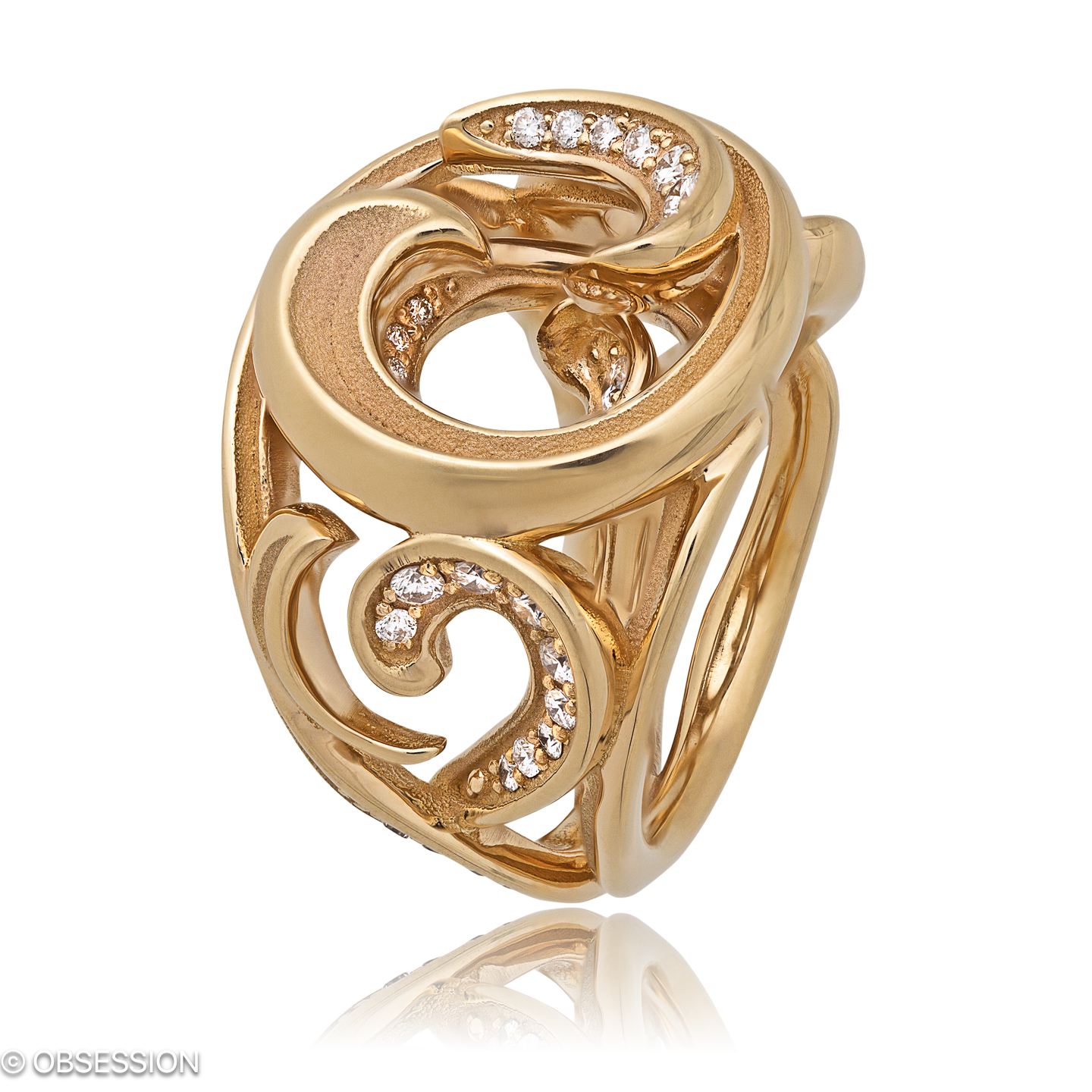 Gipsy Cocktailring in Rotgold, mit einer Ringbreite von 19.5mm und einer Ringgrösse von 52