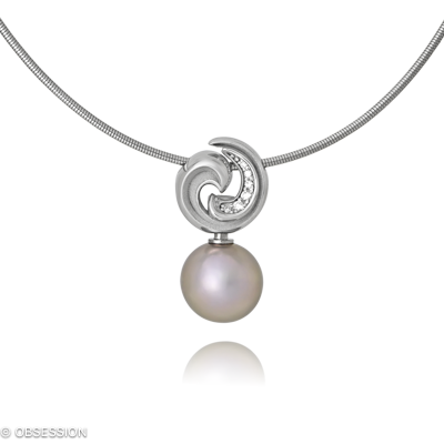 Gipsy Anhänger mit Kette in Weissgold, mit einer Länge von 420mm.