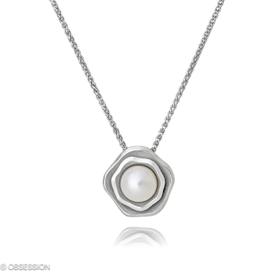 Himalaja Anhänger mit Kette in Weissgold, mit einer Länge von 420mm.