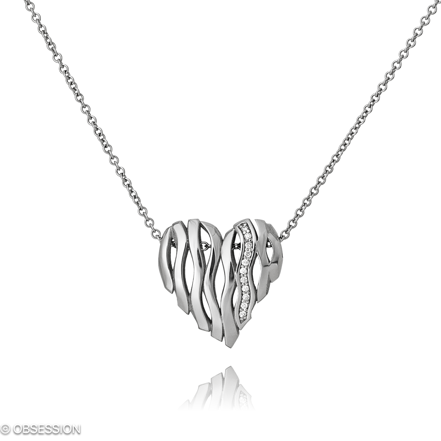 Himalaja Anhänger mit Kette mit Herz-Motiv in Weissgold, mit einer Länge von 420mm.