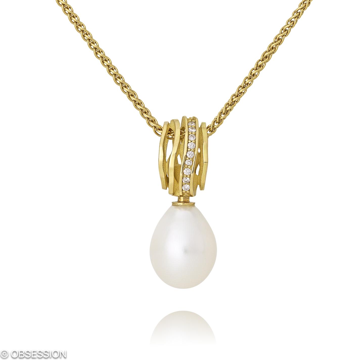 Himalaja Anhänger mit Kette in Gelbgold, mit einer Länge von 420mm.