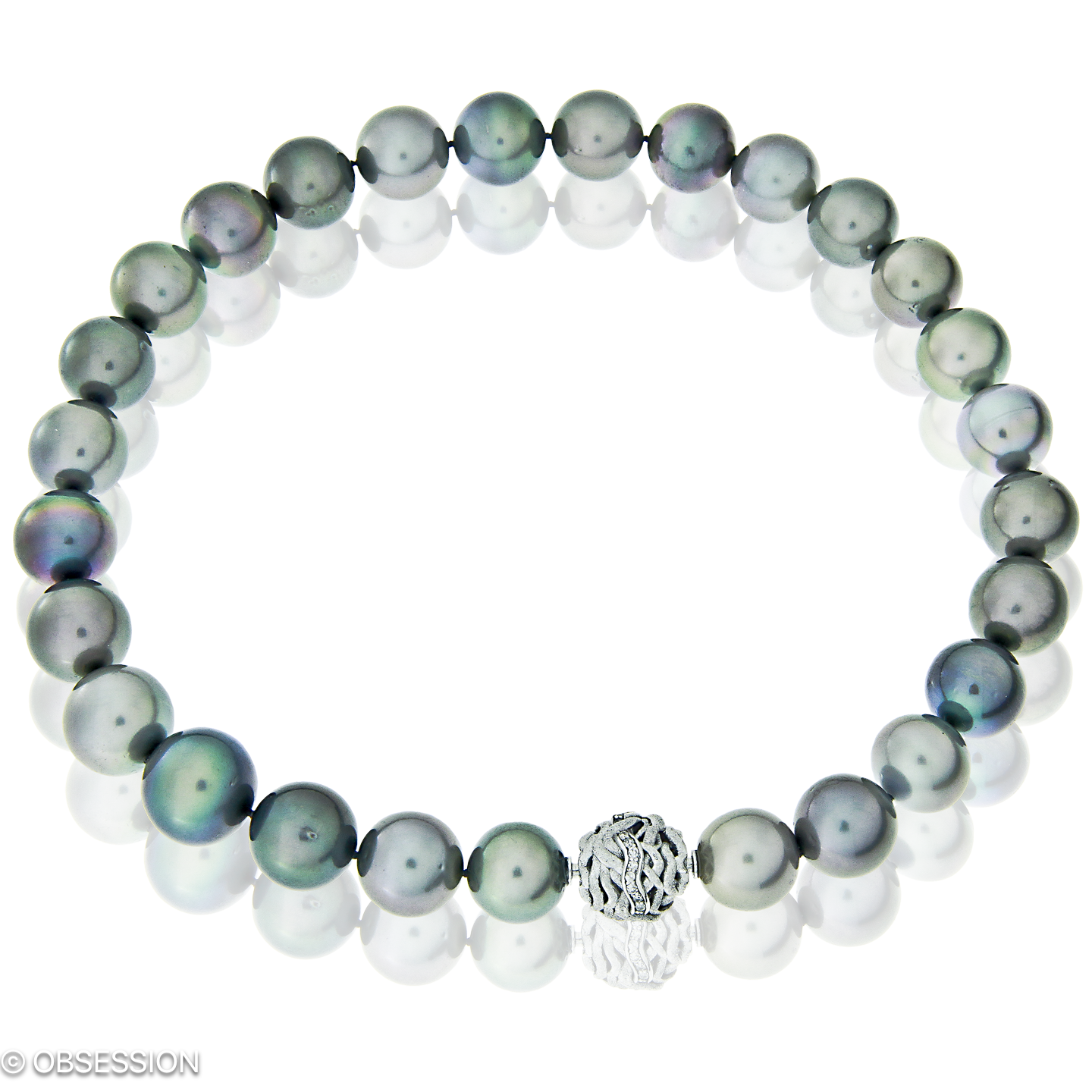 Unendliche Geschichte Perlcollier in Weissgold, mit einer Länge von 420mm.