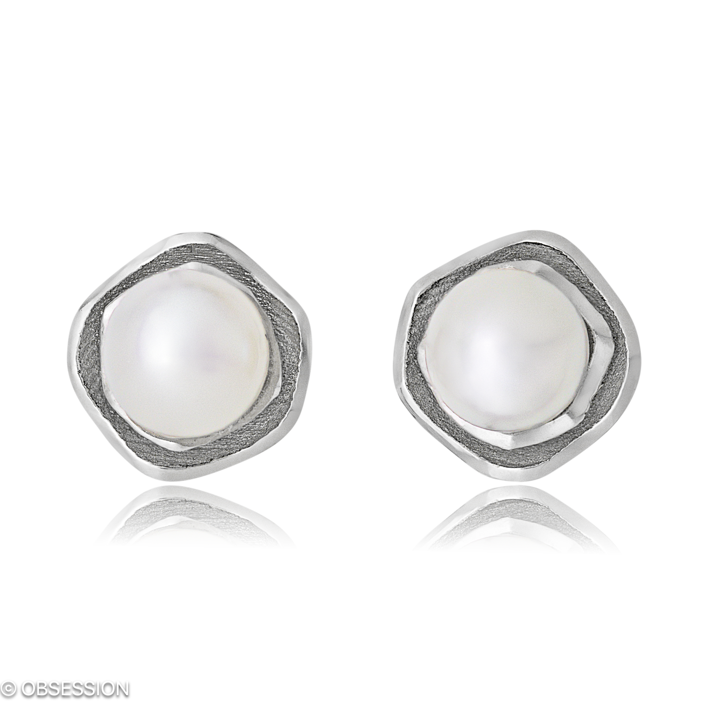 Himalaja Ohrstecker in Weissgold