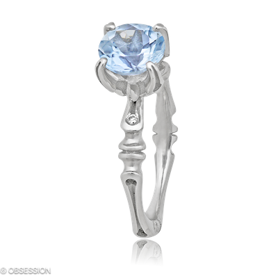 Gremlin-Baby Solitärring in Weissgold, mit einer Ringbreite von mm und einer Ringgrösse von 52