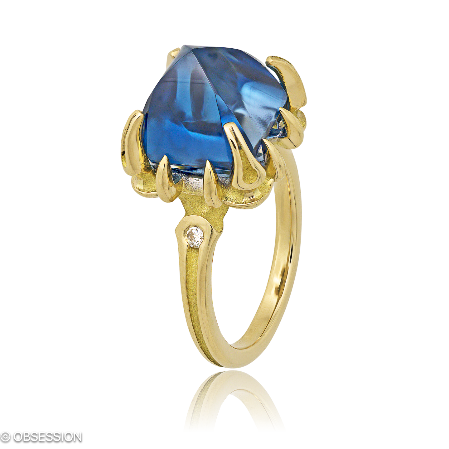 Gremlin Cocktailring in Gelbgold, mit einer Ringbreite von mm und einer Ringgrösse von 52