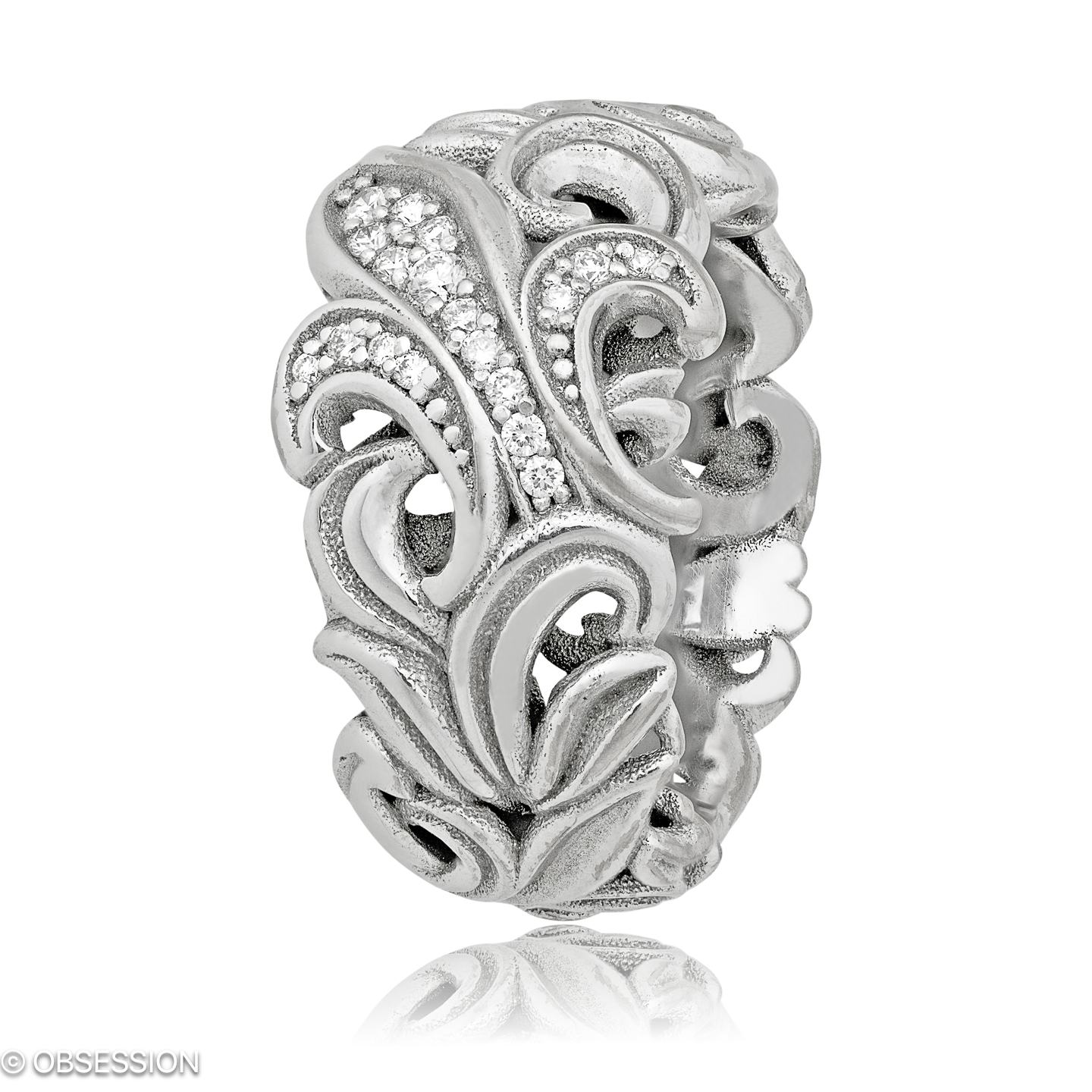 Lilly Rose Schmuckring in Weissgold, mit einer Ringbreite von 11mm und einer Ringgrösse von 52