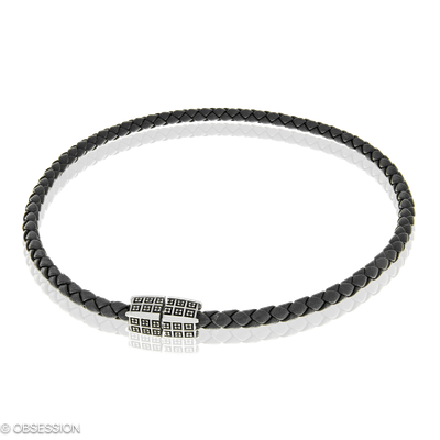 Matrix Ledercollier in Silber, mit einer Länge von 450mm.