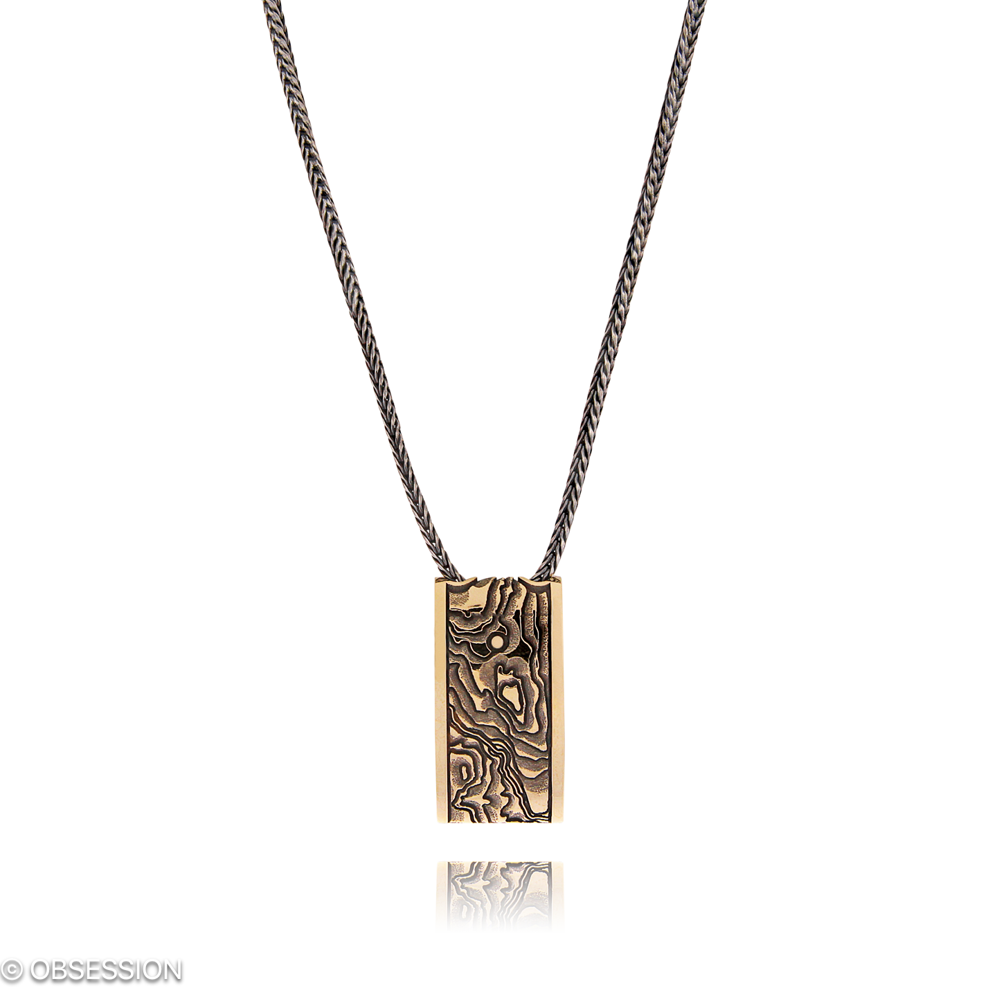 Schatzkarte Anhänger mit Kette in Rotgold, mit einer Länge von 520mm.