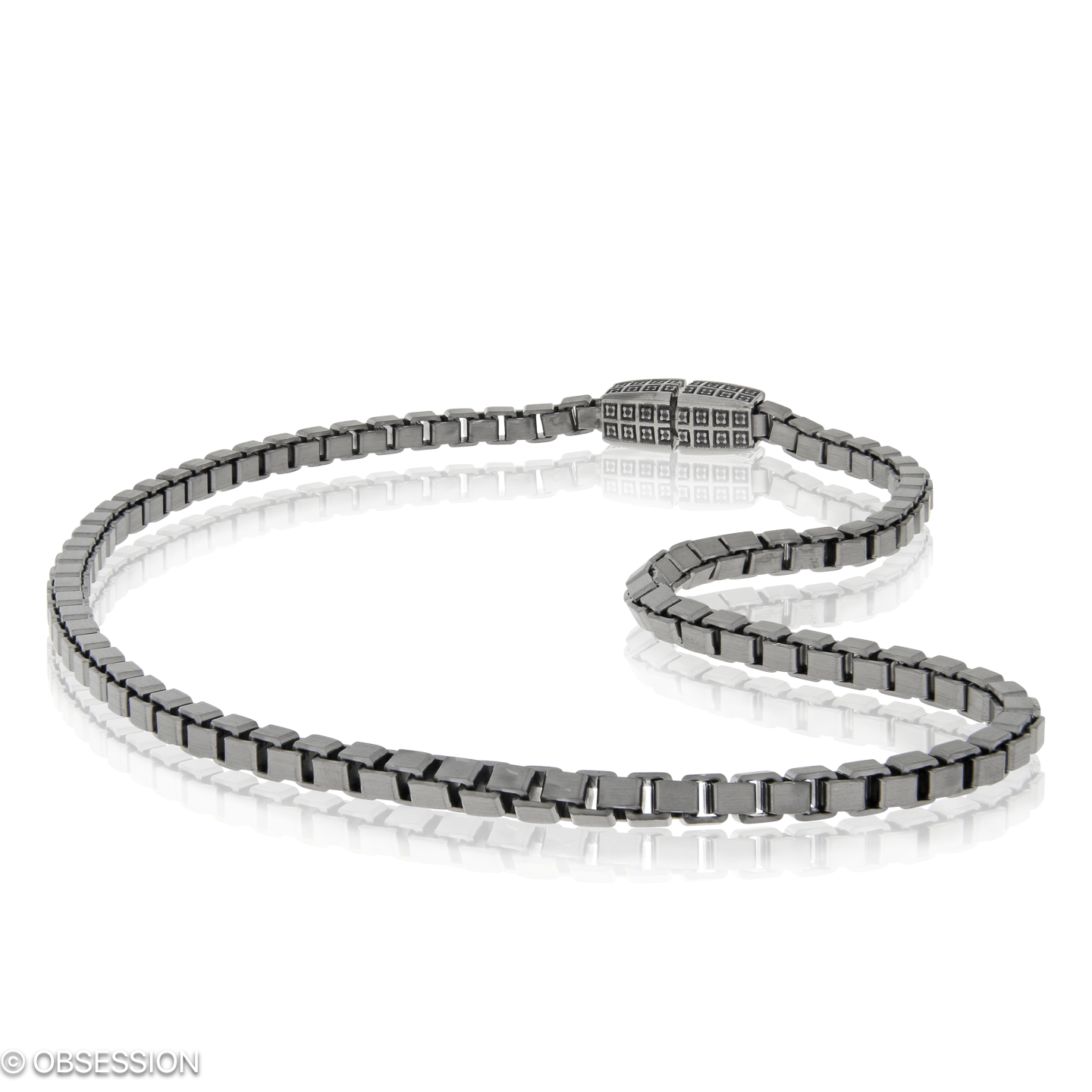 Matrix Kette in Silber, mit einer Länge von 490mm.