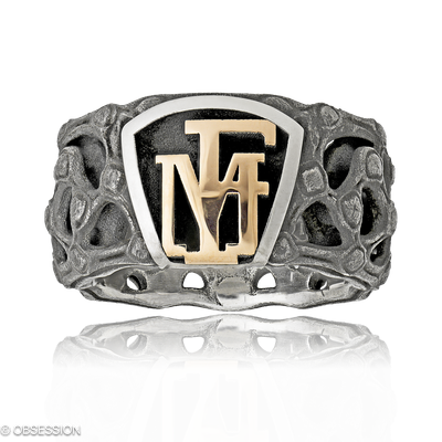 Mikrokosmos Monogrammring mit Monogramm-Motiv in Rotgold und Silber, mit einer Ringbreite von 14mm …