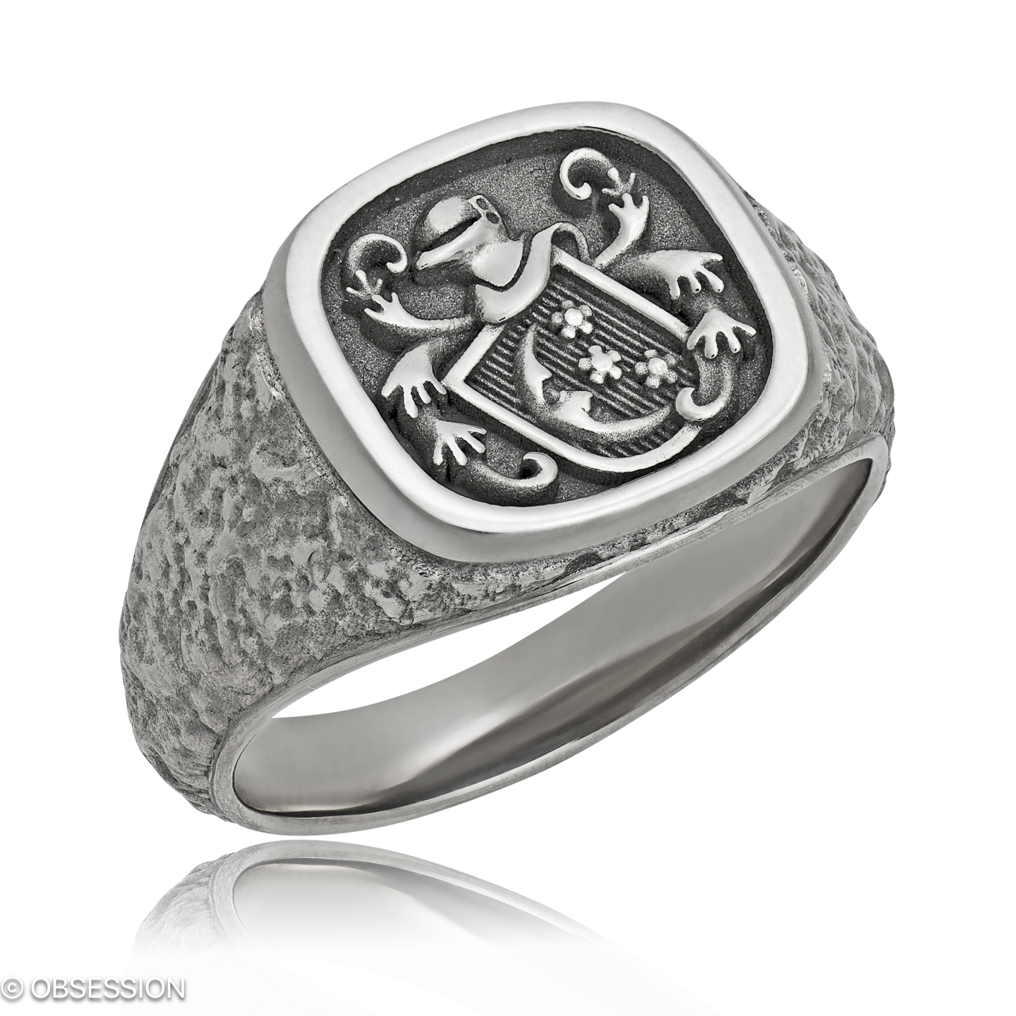 Wappen Wappenring in Weissgold, mit einer Ringbreite von 13.4mm und einer Ringgrösse von 62