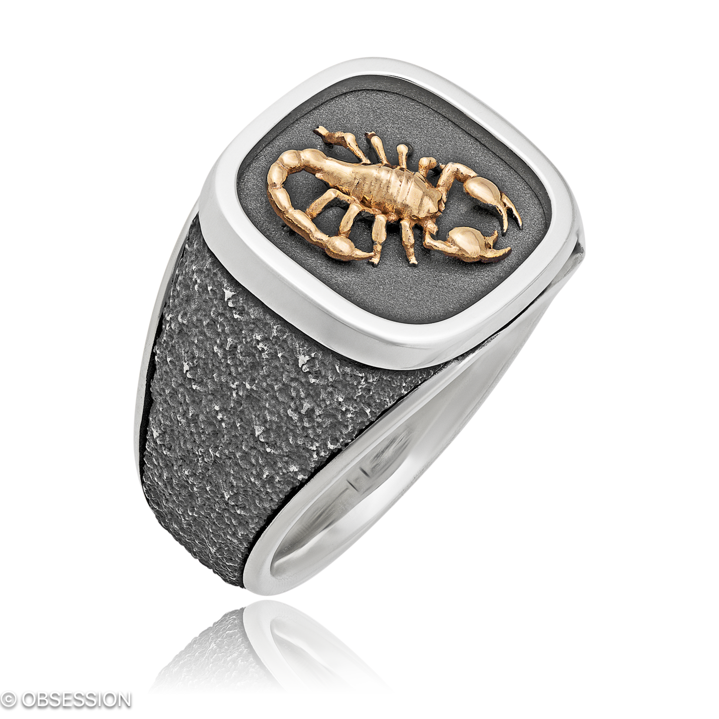 Stone Wappenring mit Skorpion-Motiv in Rotgold und Silber, mit einer Ringbreite von 17mm und einer …