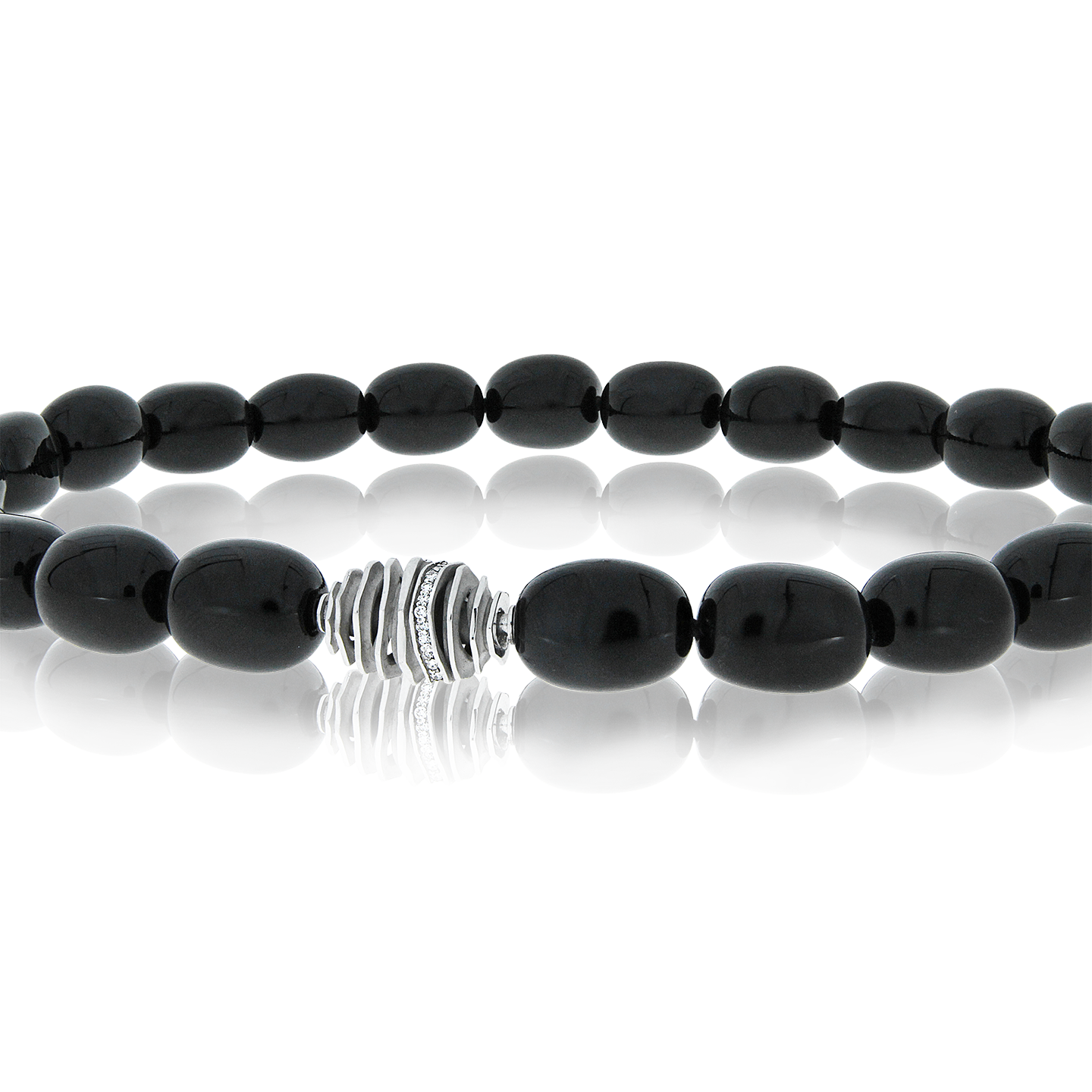 Himalaja Steincollier in Weissgold, mit einer Länge von 440mm.