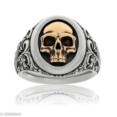 Memento mori Wappenring mit Schädel-Motiv in Rotgold und Edelstahl, mit einer Ringbreite von 20.9mm…