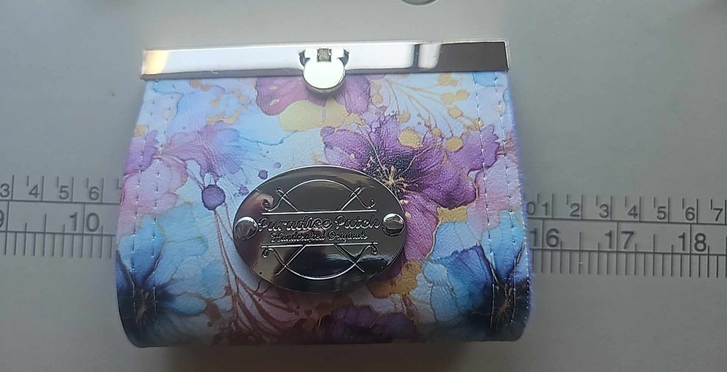 Ladies Accordion Wallet with RFID Blocking Tech