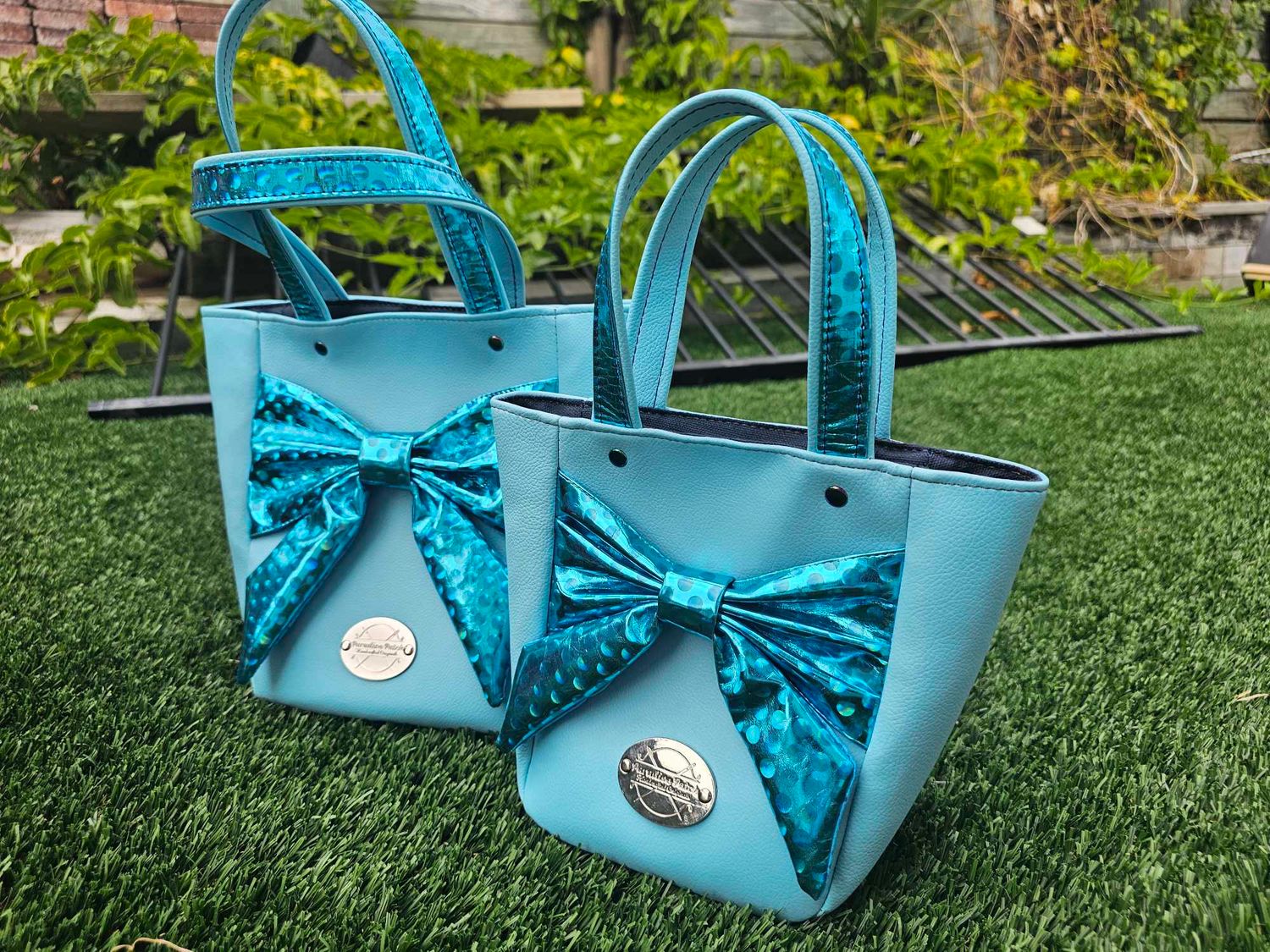 Little Miss Perfect (Aqua)