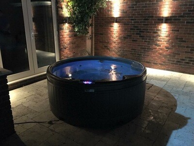 RotoSpa Orbis Solid Hot Tub (4 days hire) (hired Before 30th April) (5 people)