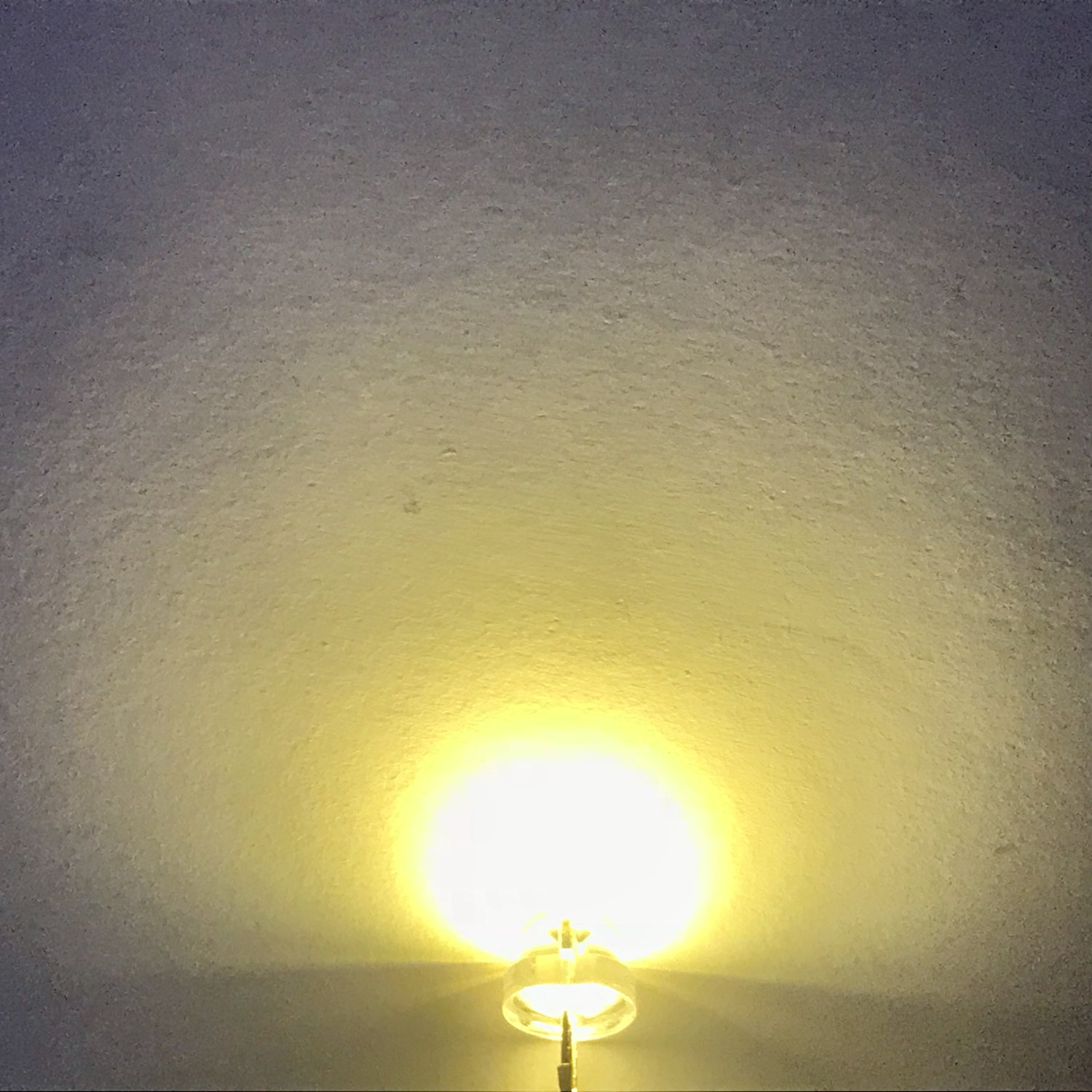 LED 4.8mm 2P S/P Warm White Color Grade B LED 4.8mm 2P S/P Warm White Color Grade B