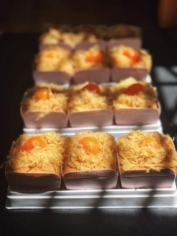 Salted Egg Sponge Cake